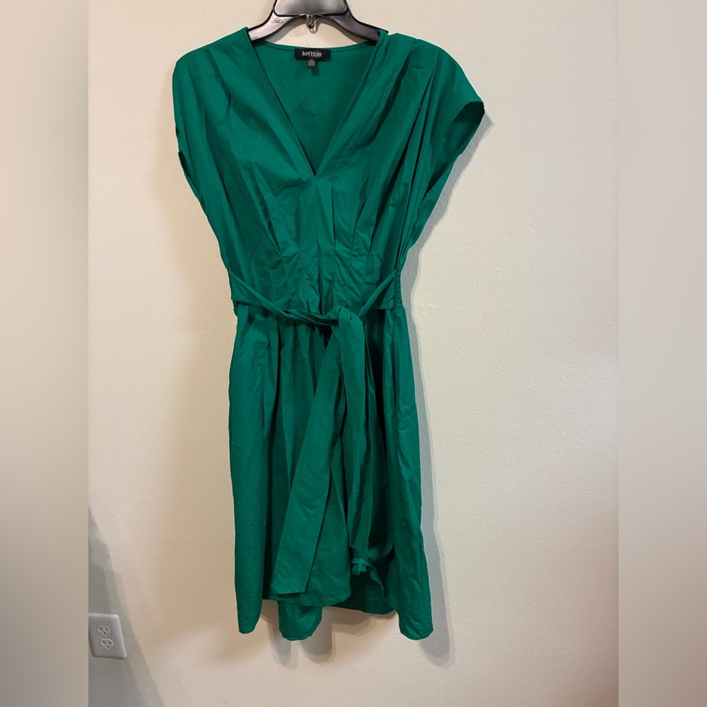 Kensie Vibrant Green Midi Dress